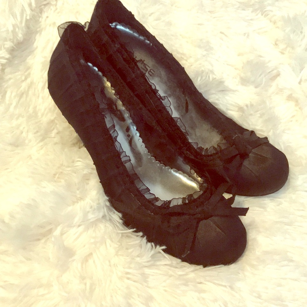 Pulse black high heels